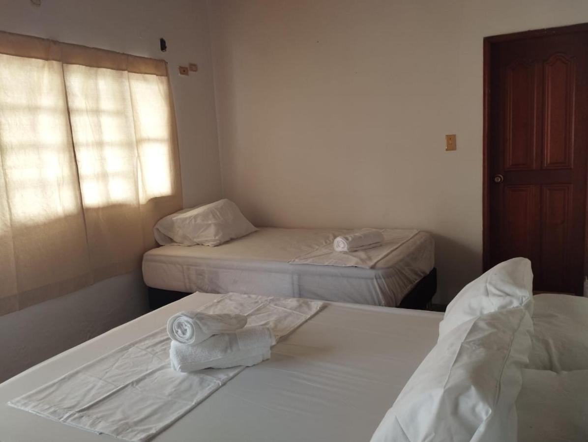 Leticias Guest House 외부 사진